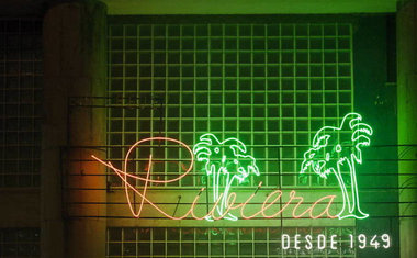 Imagem de destaque para Riviera Bar