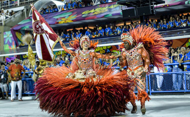 Imagem de destaque para Transmissão do Carnaval 2023 na TV e na Internet