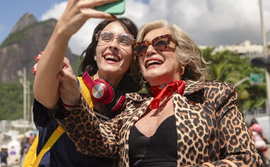 Imagem de destaque para Sessão da Tarde desta segunda-feira (28 de abril) tem filme inédito estrelado por Susana Vieira e Valentina Herszage