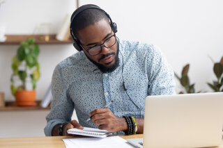 Estilo de vida: 10 podcasts que podem te ajudar a alavancar o seu negócio