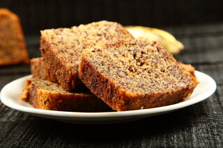 Receitas: Bolo de casca de banana vai te surpreender pelo sabor; veja o o a o!