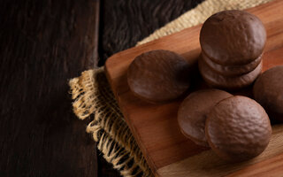 Biscoito de Aveia, Cacau e Coco