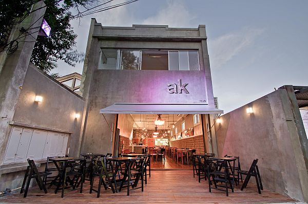 Imagem de destaque para AK Vila