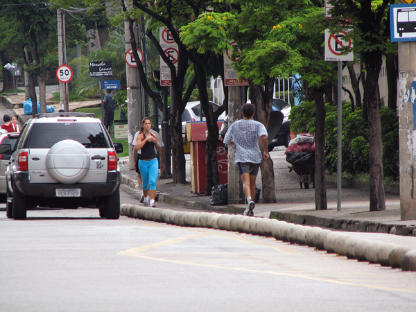 Avenida Bandeirantes